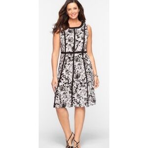 Talbots Floral Print Seamed A-Line dress Black, White & Gray Size 8